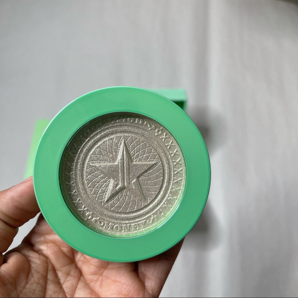 NWT Jeffree Star Extreme Frost Stripper Magic Highlighter